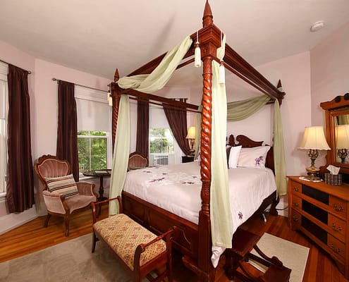 Summer Room inside Summerside Inn Bed and Breakfast